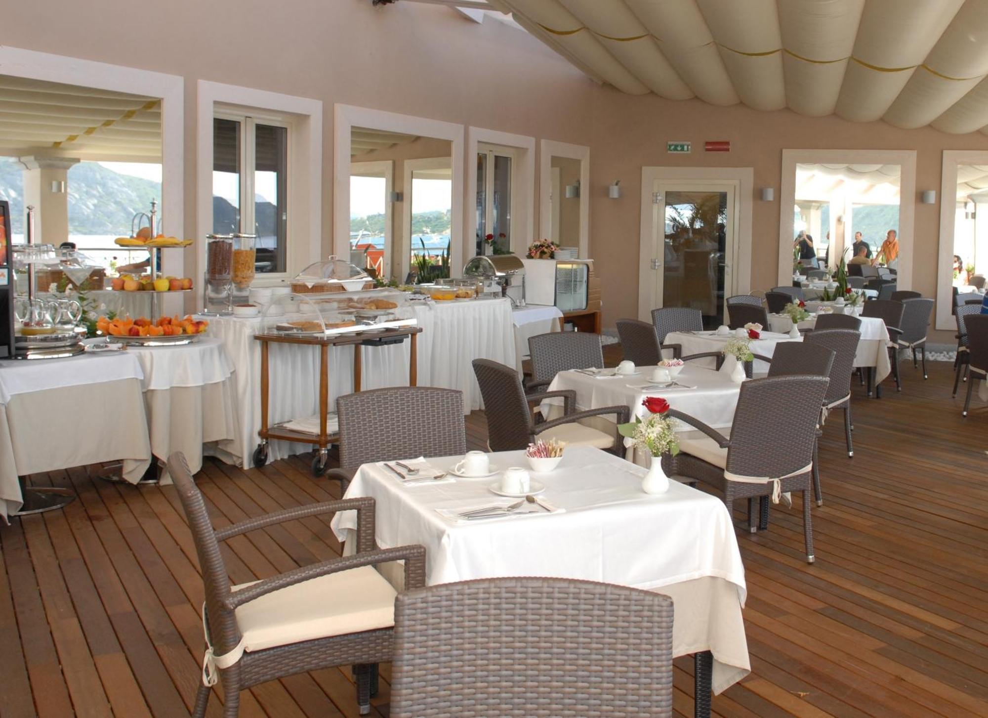 Hotel Excelsior La Maddalena  Bagian luar foto