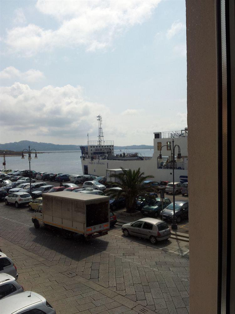 Hotel Excelsior La Maddalena  Bagian luar foto