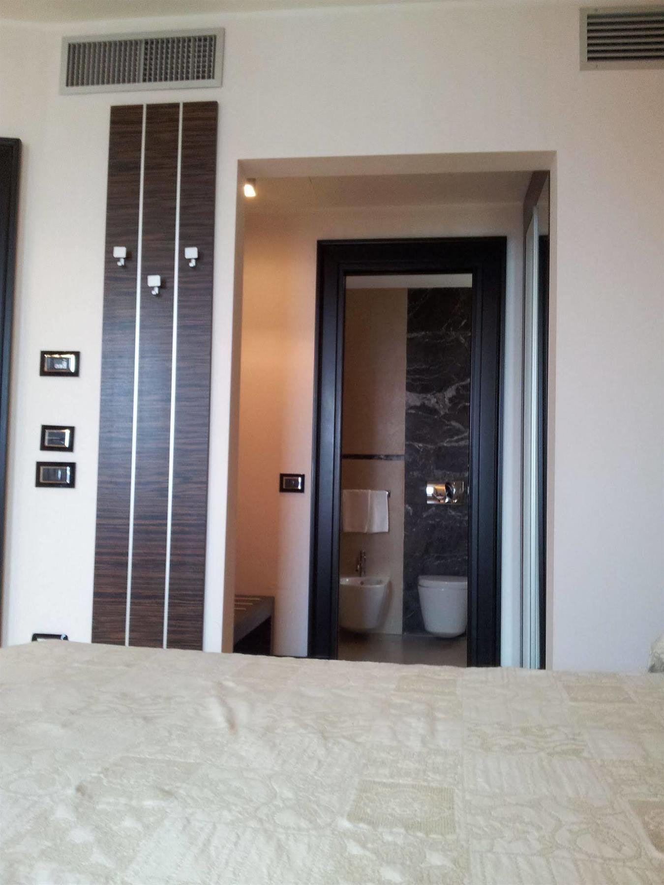 Hotel Excelsior La Maddalena  Bagian luar foto